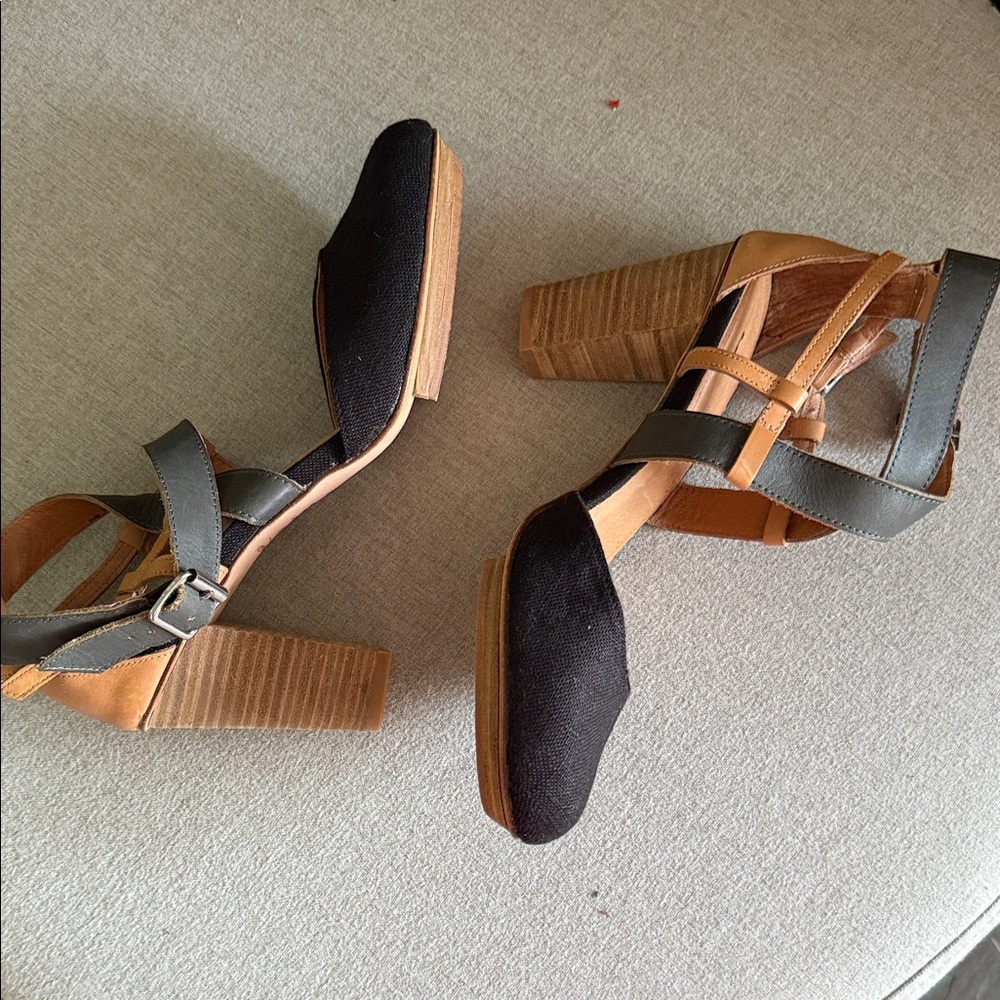 Stylish Black, Navy and Tan Women's Shoes - Picture 16 of 16